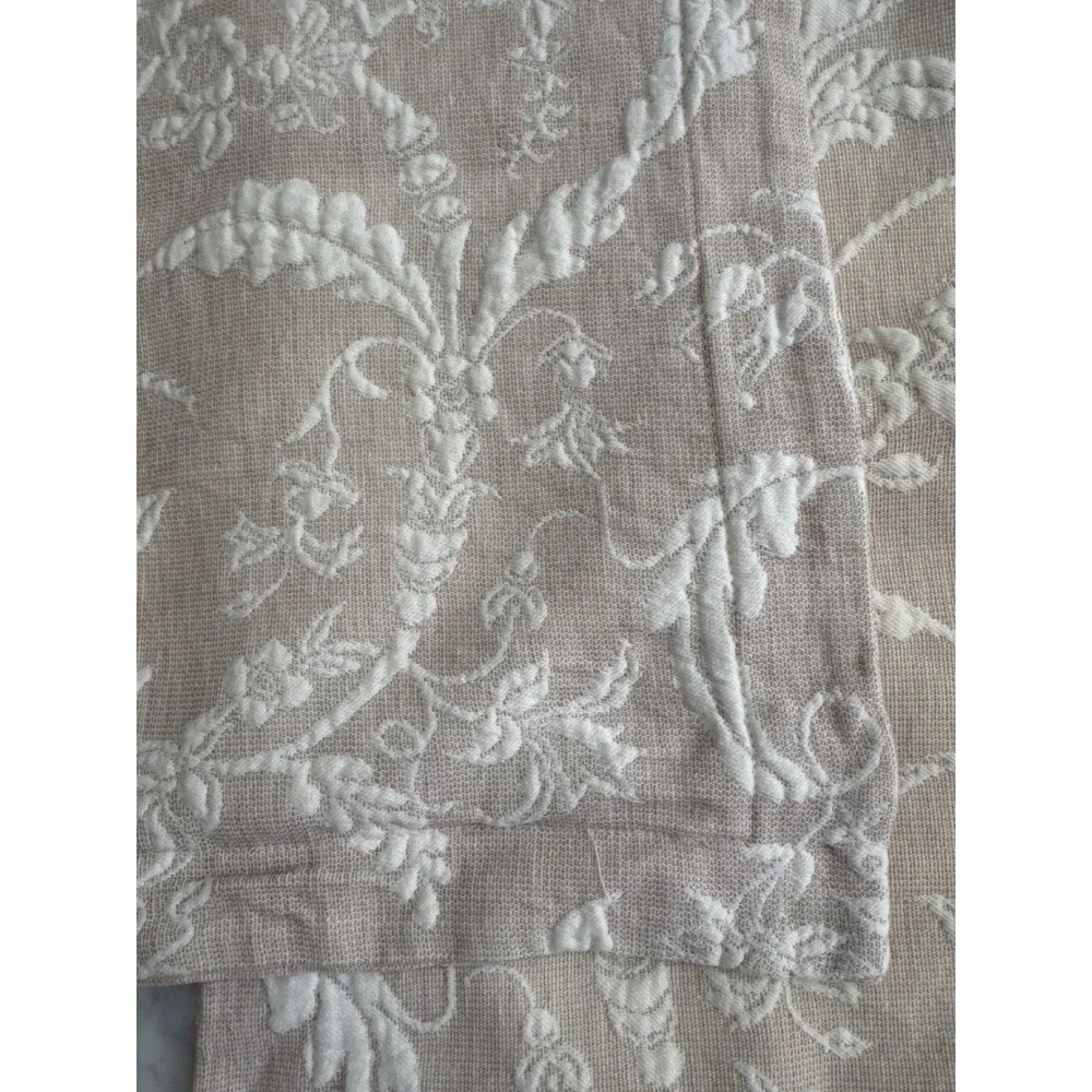 Williamsburg by Crown Crafts Beige Floral Matelasse Pillow Shams Set of 2 USA